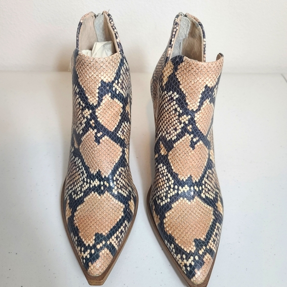 STEVE MADDEN Camryn Snakeskin Booties - Picture 3 of 11